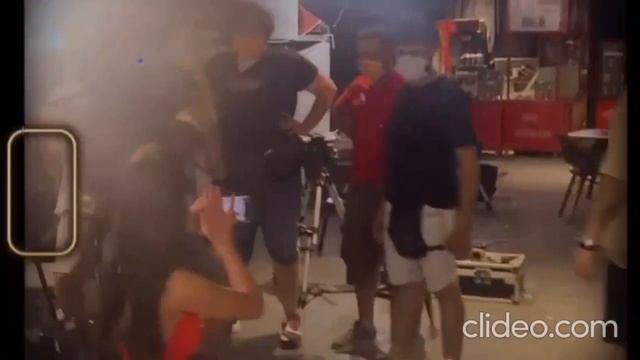 Керем Бюрсин развлекается, приехал в офис на скейтборде! смотреть онлайн