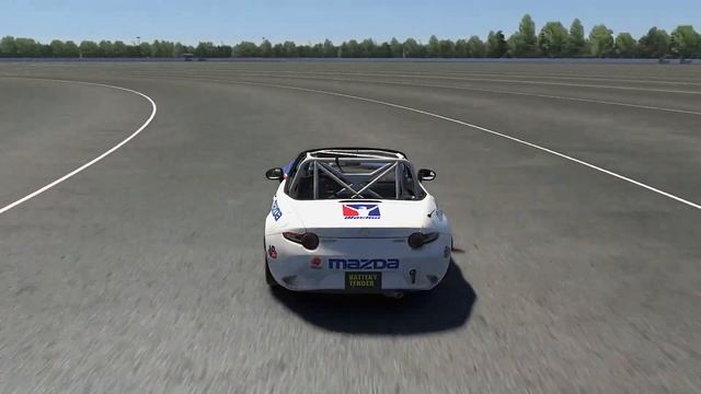 Школа вождения iRacing Основы гоночной линии и прохождения поворотов смотреть онлайн