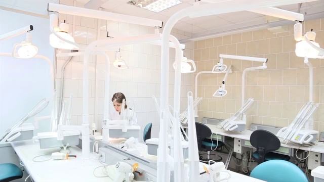Актуальное интервью с интерном медицинского института РУДН Марианой Байрамуковой смотреть онлайн