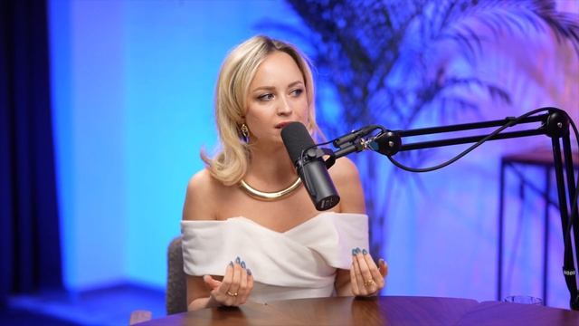 Дизайн Человека | Открытый горловой центр: как найти свой голос смотреть онлайн