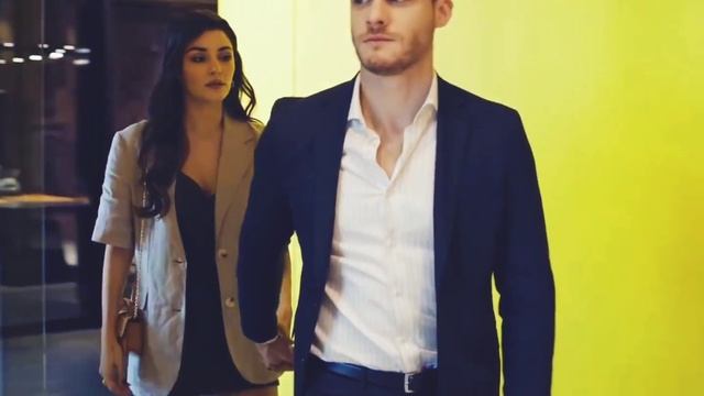 ❄Параллели Серкан и Эда😍как всегда шикарность зашкаливает👌 смотреть онлайн