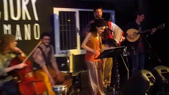 Baba Mara: Cu ti lu dissi смотреть онлайн