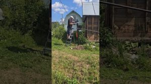 Монтаж винтовой сваи 108 при помощи мясорубки и дрели Rebir.