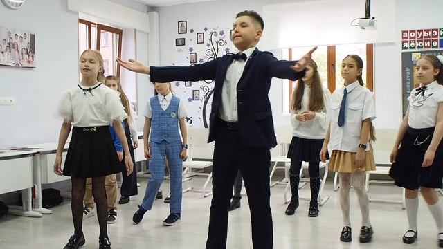 Выпускной. 3 класс. Priority School смотреть онлайн