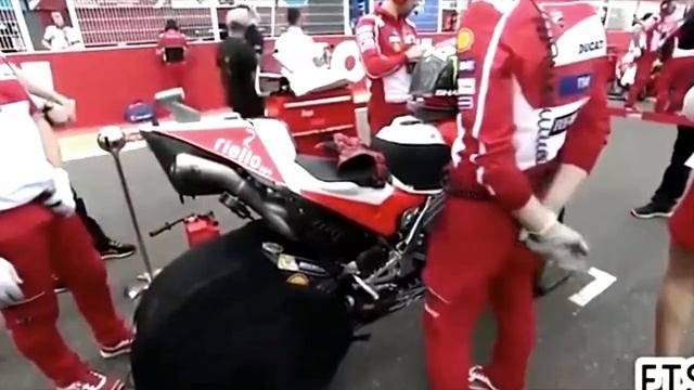 JORGE LORENZO #JL99 BEST DUCATI MOTIVATIONAL MOTOGP смотреть онлайн