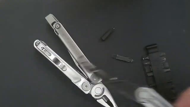 REVIEW! leatherman curl... garbage?! смотреть онлайн