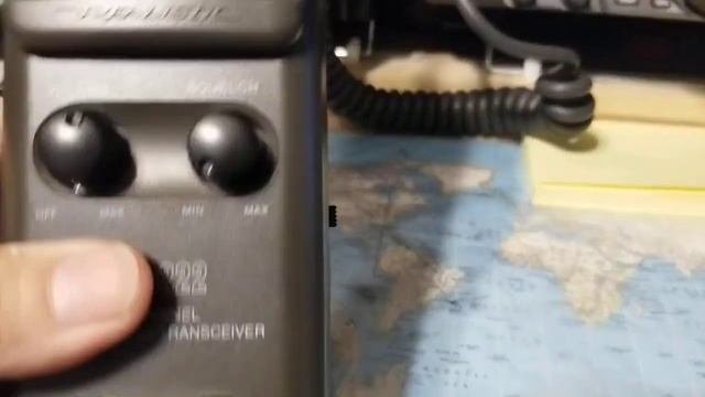 Realistic TRC-222 Walkie Talkie