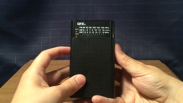 QFX R-35 Pocket Size AM/FM/SW Radio смотреть онлайн