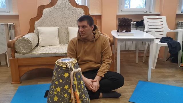 Рамананда Прабху курс игры на мриданге смотреть онлайн