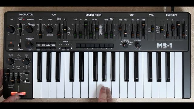 Обзор Behringer MS-1 (MS-101) - клона Roland SH-101 смотреть онлайн