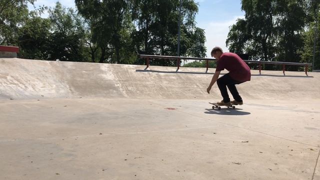 Как сделать Олли, если тебе 30? Скейтбординг с нуля в 30 лет смотреть онлайн