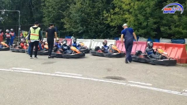 Детский праздник на картодроме Маяк 24 августа 2016 смотреть онлайн