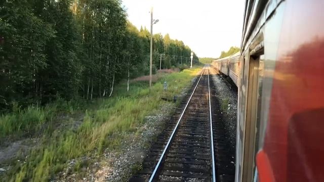 Отправление со ст. Ярега и встречный 2ТЭ10м-2149