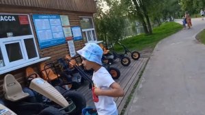 Мы подстриглись, прогулка в парке