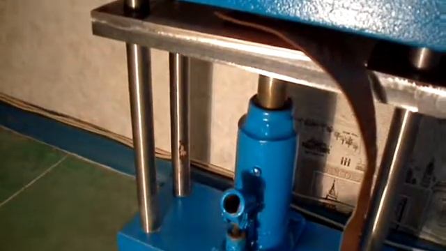 Пресс для тиснения на коже смотреть онлайн