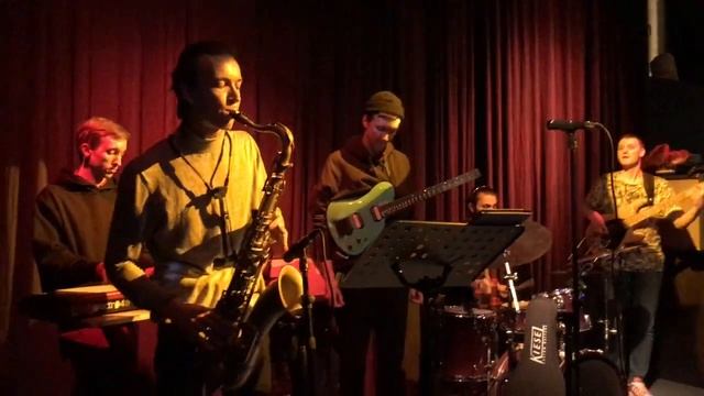 Kenny Garrett - Backyard Groove - House Band @ Pump Up Jam @ Machty (IMG 9209) смотреть онлайн