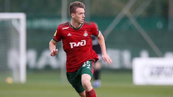 Защитник Александр Сильянов меняет ход игры смотреть онлайн