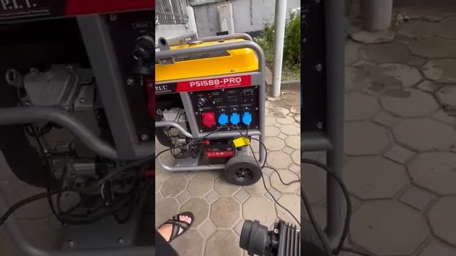 Новинка !!! Бензиновая электрическая станция (генератор) PIT 51588 PRO 15kw смотреть онлайн