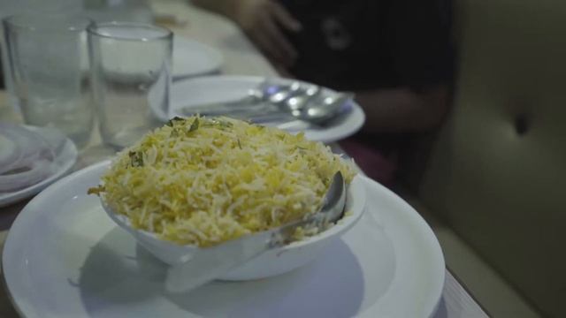 Bjorn and Gresham | The Singaporean Menu | 3mins смотреть онлайн