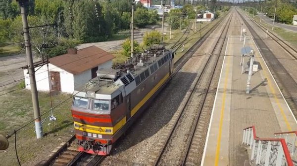 Отправление со станции электровоза ЧС4Т-439