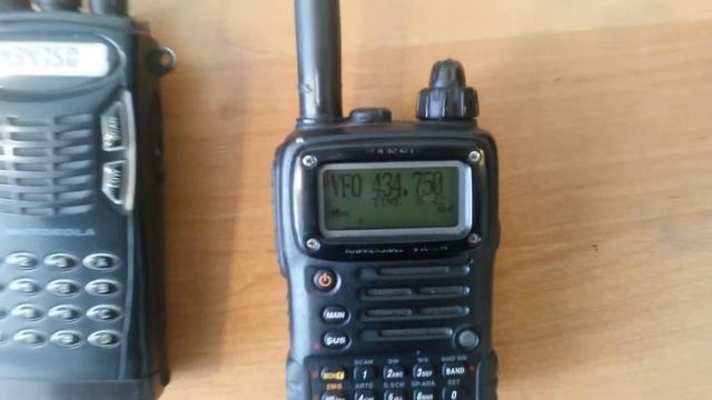 Yaesu VX7R пропала чувствительность на прием смотреть онлайн