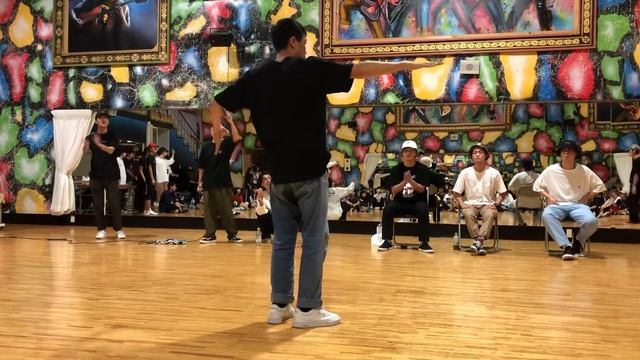 【Addicted2 2019 夏合宿 バトル】2回戦　プール行って唇紫色になるヤツ　BIG BEN たくま　vs Naoki ふみ　bboy soma смотреть онлайн
