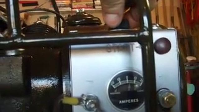 1948 Johnson Iron Horse Chore Horse Canadian Army 30 Volt Generator PU-5008/U смотреть онлайн