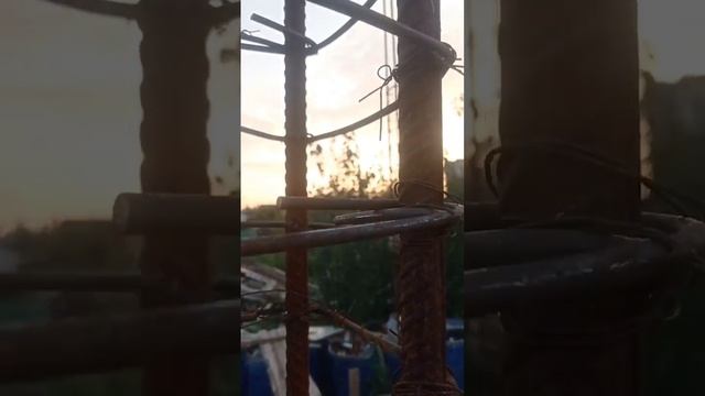 хомуты от кручения и закрытые #лайфхак #строительство #арматура смотреть онлайн