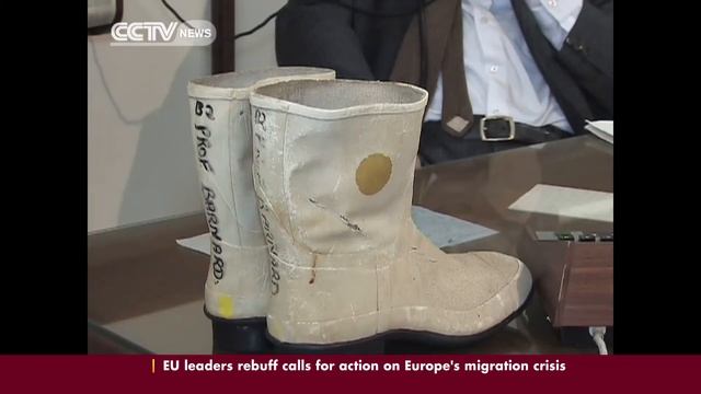 Chris Barnard's boots attract visitors 12 years after his death смотреть онлайн