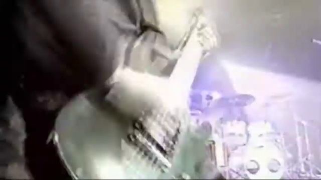 Deftones feat. Max Cavalera - Head Up (Live@NPA 21.01.98) 480p смотреть онлайн