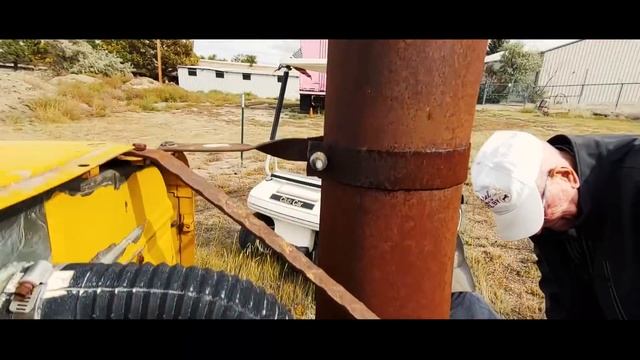 Old Generator For A Mighty Storm смотреть онлайн