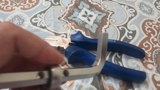 Хомутатель.