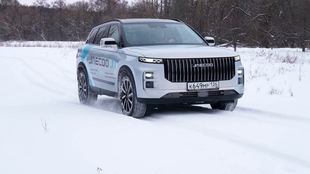 ПУТЕШЕСТВИЕ В ЗИМНИЙ ЛЕС на JAECOO J7 / Джейку J7 AWD / ПОЛНЫЙ ПРИВОД в JAECOO J7 / Едем в снег