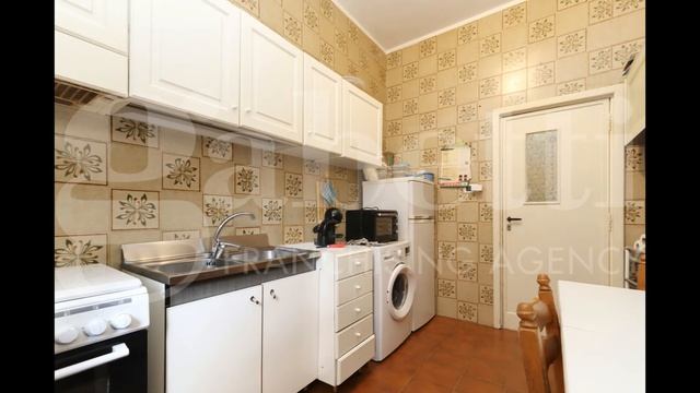 APPARTAMENTI TRAVERSA VINCENZO SCALA смотреть онлайн