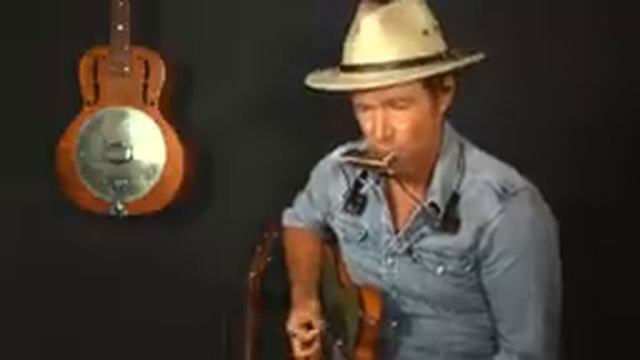 PLAY #1 Harmonica Groove & Blow Your Friends Away! смотреть онлайн