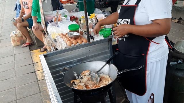 Пхукет.Карон 2023. Тайская еда. Пад-тай. смотреть онлайн