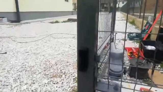 Автоматика за задвижване на двукрила врата - Rotello, Italy смотреть онлайн