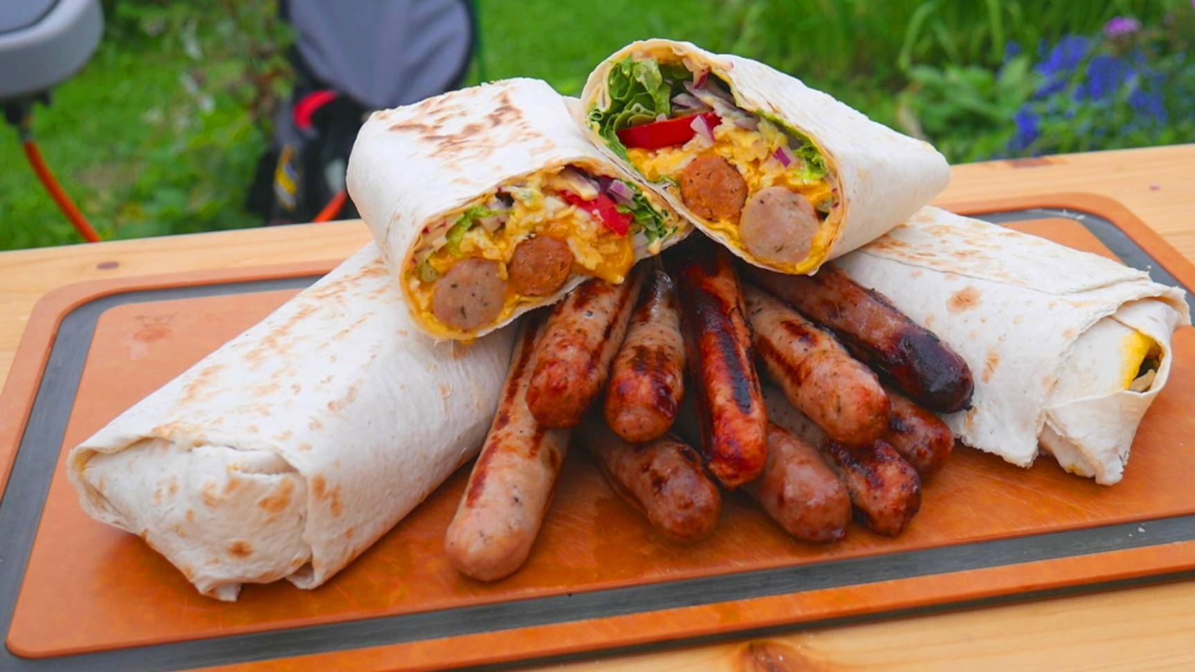 Самый вкусный Перекус или Завтрак – Горячий Ролл из яиц и колбасок в лаваше смотреть онлайн