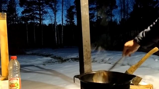 ВЕ - ЧА В КАЗАНЕ НА КОСТРЕ С ДЫМКОМ смотреть онлайн