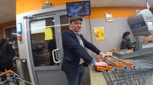 ВИЗИТ В ОТДЕЛ ПОЛИЦИИ / ПАРАШНИКИ И МЕГАЗАКУПКА В ДИКСИ