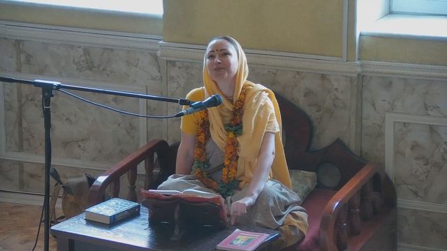 Матаджи Раса Лила - Шримад Бхагаватам 5.24.26. Днепр 04.10.2020 смотреть онлайн