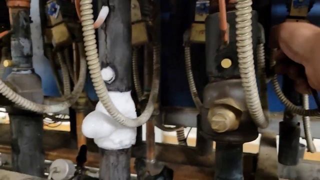 Supermarket Refrigeration - Leak Checking Tip the Gost Leaks !! смотреть онлайн