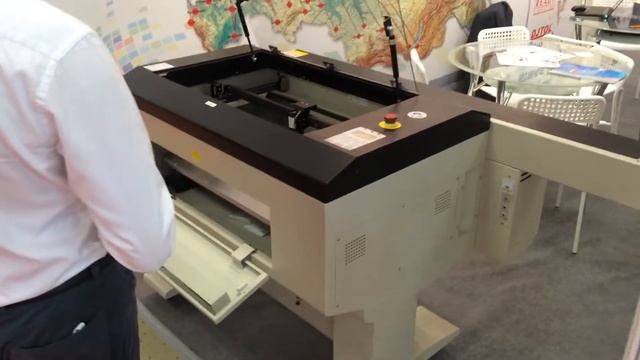 Лазерные резчики (резаки) Тел: 8800-5000-129 Звоните! X252. Станок для раскроя лазером GCC X252 смотреть онлайн