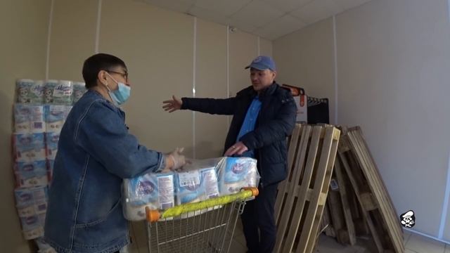 ОЧЕНЬ НЕУМНЫЕ ПАРАШНИКИ ИЗ ДИКСИ И ИХ ПРИКЛЮЧЕНИЯ. НЕПОНЯТНЫЙ МАЙОР. смотреть онлайн