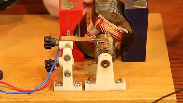 What's the difference between motors and generators? смотреть онлайн