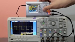 Operation Video of JDS2900 Handheld Series Function Arbitrary Waveform Signal Generator