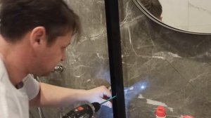 Самая подробная установка душевого ограждения Vegas-Glass