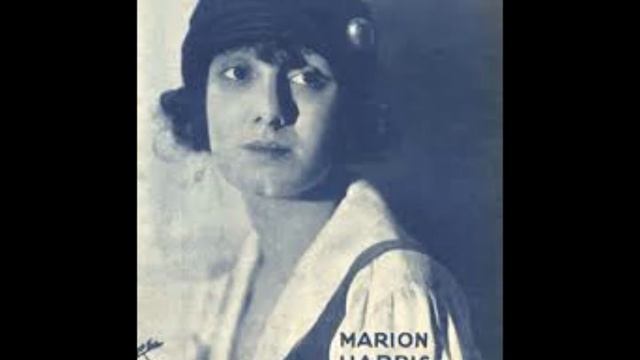 Marion Harris - They Go Wild, Simply Wild, Over Me 1917 King's Orchestra смотреть онлайн