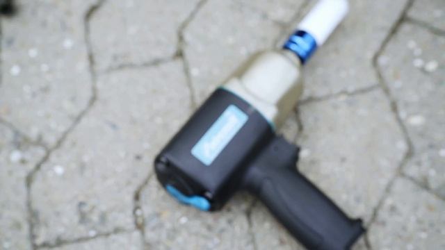 Stürmer Maschinen - Reifenwechsel смотреть онлайн