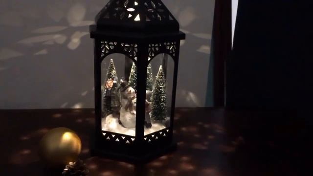 Фонарик винтажный ДЕТИШКИ СО СНЕГОВИКОМ, чёрный, 3 тёп.белых LED, 22x42 см, таймер, батарейки 48260 смотреть онлайн